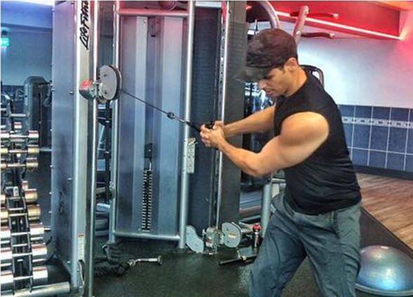 सिद्धार्थ इन दिनों न्यू यॉर्क में अपनी आने वाली फिल्म 'अय्यारी' की शूटिंग में बिजी हैं.