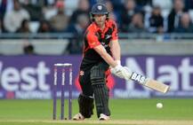 41 साल की उम्र में शतक लगाकर पॉल कॉलिंगवुड ने बनाया WORLD RECORD