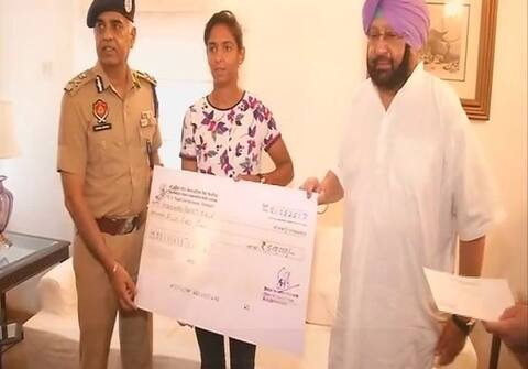 भारतीय क्रिकेटर हरमनप्रीम कौर को DSP पद पर नियुक्त करेगी पंजाब सरकार भारतीय क्रिकेटर हरमनप्रीम कौर को DSP पद पर नियुक्त करेगी पंजाब सरकार