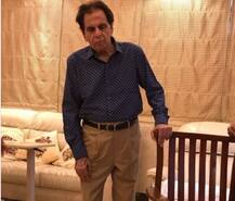 बॉलीवुड एक्टर दिलीप कुमार की तबीयत में सुधार, अस्पताल से मिली छुट्टी