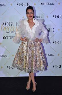 अनारकली ऑफ आरा फेम स्वरा ने अवॉर्ड शो में बिखेरा अपना जलवा!