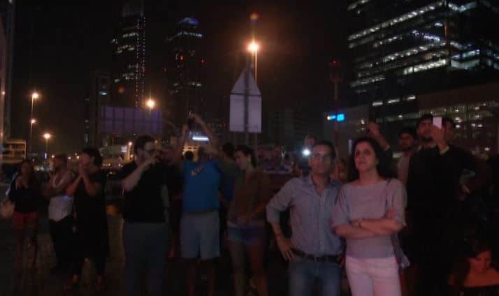 दुबई की 84 मंजिला बिल्डिंग में लगी भयानक आग, किसी के घायल होने की खबर नहीं