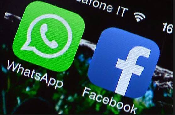 जिसमें टेक्स्ट वाले पोस्ट के लिए यूजर बैग्राउंड का कलर बदल सकता है. ये कलर बैग्राउंट वीडियो, तस्वीर या लिंक जैसे स्टेटस पर काम नहीं करता है.