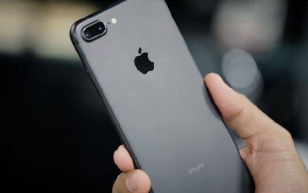 वहीं कस्टम ड्यूटी को भी एपल कम करना चाहता है. तो वहीं कुछ चीजों को कंपनी भारत में ही बनाना चाहती है.