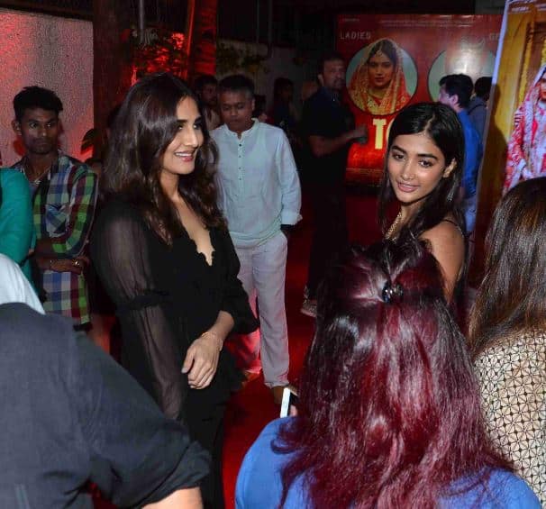 बताते चलें कि इंस्टा पर वाणी के कुछ 1.4 मिलियन फॉलोअर्स हैं. 