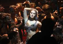 IN PICS : सनी लियोनी के नए आइटम नंबर के शूट की तस्वीरें हो रही हैं वायरल!