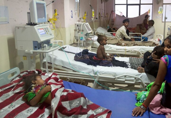 Uttar Pradesh 61 Children Die In 72 Hrs In Gorakhpurs Brd Hospital गोरखपुर: BRD हॉस्पिटल में नहीं रुक रहा मौत का सिलसिला, बीते 72 घंटों में 61 बच्चों की मौत