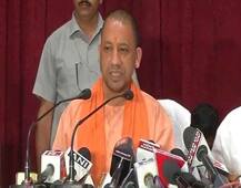 गोरखपुर ट्रेजडी पर भावुक हुए योगी, बोले- ‘PM मोदी चिंतित, दोषियों को नहीं बख्शा जाएगा’