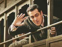 सलमान खान ने हुए नुकसान की आधी रकम में से डिस्ट्रीब्यूटर्स को 32 करोड़ रुपये का भुगतान करने का वादा किया है.