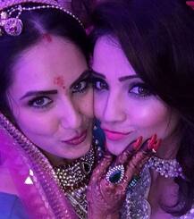 मशहूर टीवी एक्टर कुणाल वर्मा और पूजा बनर्जी ने की सगाई, यहां देखें तस्वीरें और वीडियो