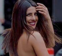 प्रियंका ने इंस्टा पर लहराया दुपट्टा, फैंस ने इस वजह से किया ट्रोल