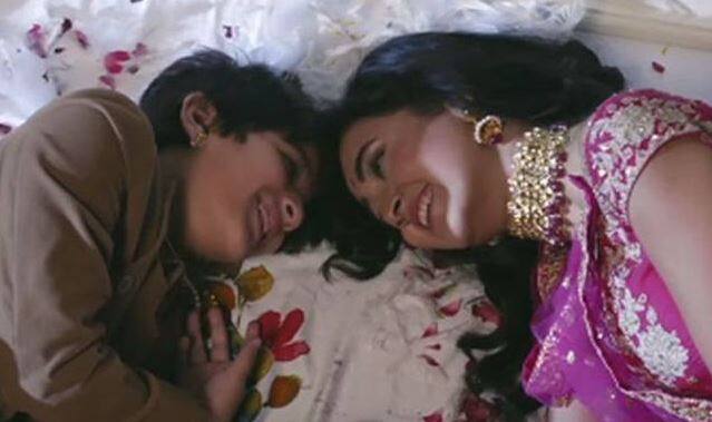 बता दें कि यह सीरियल ‘रतन’ नाम के नौ साल के एक लड़के की ‘दीया’ नाम की 18 साल की एक लड़की से शादी पर आधारित है. इसका टेलीकास्ट पिछले महीने शुरू हुआ था. इसी बात को लेकर शो की शुरुआत से ही देशभर में इसका विरोध किया जा रहा है.