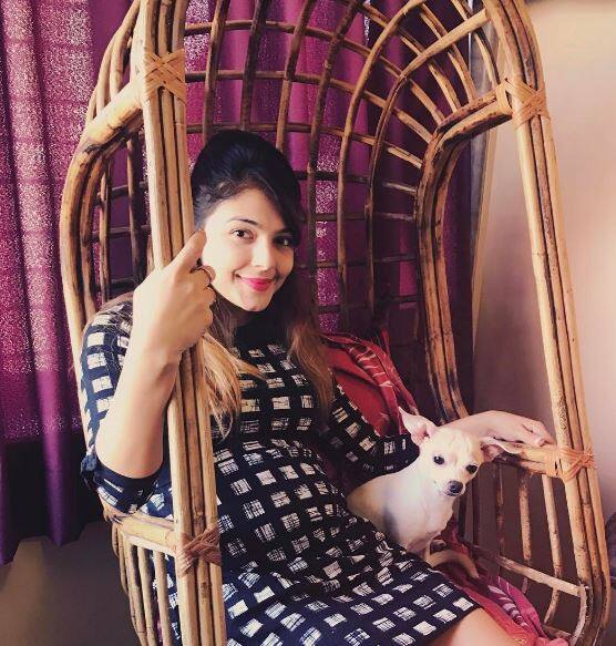 पूजा प्रेगनेंसी के टाइम को काफी एंजॉय कर रही थीं और उस दौरान उन्होंने इंस्टाग्राम पर अपनी कई तस्वीरें शेयर कीं.