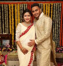 \'दिया और बाती हम\' की एक्ट्रेस पूजा शर्मा बनी मां, बेटी को दिया जन्म