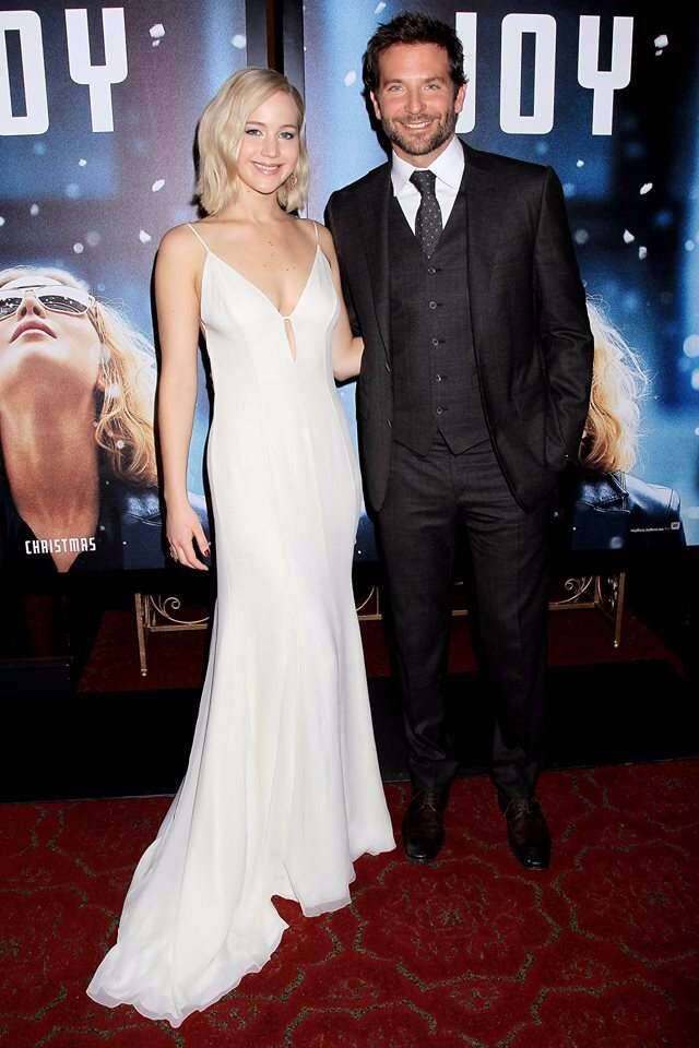 दूसरे नंबर पर जेनिफर एनिस्टन ने जगह बनाई है. 