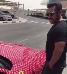 फेरारी कार देख एक्साइटेड हुए सलमान खान, 15 साल का यह लड़का है कार का मालिक