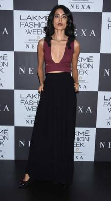 लैक्मे फैशन वीक का तीसरा दिन लूट ले जाने वाली सारा को ये चीज़ बनाती है दीवाना!