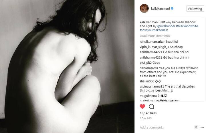 इस तस्वीर के जरिए कल्कि के संदेश देने की कोशिश की है कि अपको अपने आप से प्यार करना चाहिए. ये प्यार किसी ऐसी बात से प्रभावित नहीं होना चाहिए जो नकारात्मक हो. इसी के लिए उन्होंने #loveyournakedness का इस्तेमाल किए है जिसका मतलब है कि लाइफ की डार्क साइड से भी मुहब्बत करनी चाहिए, ये डार्क साइड आपकी नेकेड बॉडी से लेकर कुछ भी हो सकता है जो आपके जीवन को नकारात्मक तरीके से प्रभावित करता है लेकिन आपको इसे सकारात्मक तरीके से लेना चाहिए. 