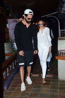 इंस्टाग्राम पर दिखा शाहिद और मीरा का रोमांटिक अंदाज