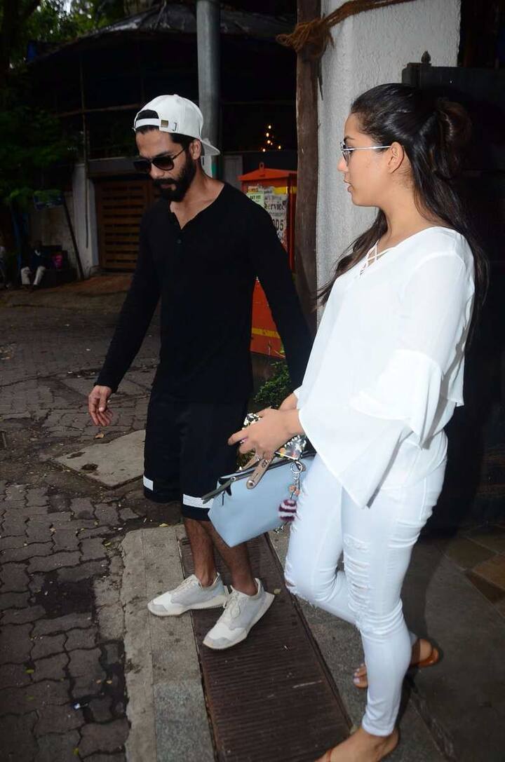 उन्होंने अपनी बेटी काम नाम मीशा रखा है.