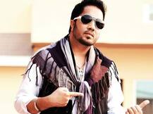 'आप एक्टिंग करो न यार', Kangana Ranaut को बोले Mika Singh