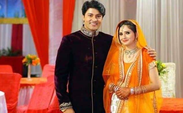 स्टार टीवी के मशहूर शो 'दिया और बाती हम' में सूरज का पॉपुलर किरदार निभाने वाले अनस रशीद इस साल शादी रचाने जा रहे हैं. खबरें हैं कि 30 सिंतबर को अनस शादी के बंधन में बंध जाएंगे. अनस, हीना के साथ शादी रचाने जा रहे हैं जो कि चंडीगढ़ में कॉरपोरेट प्रोफेशनल हैं.