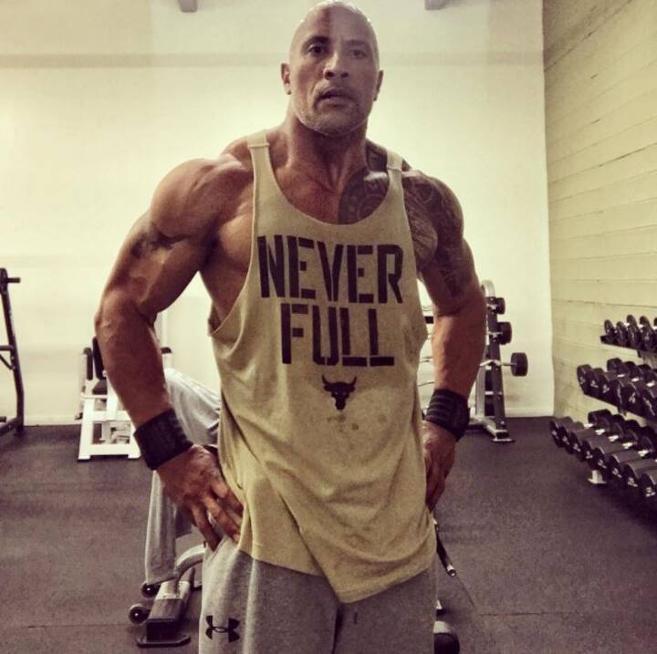 ड्वेन जॉनसन (द रॉक) दूसरे नम्बर पर हैं जिन्होंने 2017 में 65 मिलियन डॉलर (तकरीबन 417 करोड़ रुपये) कमाए. हॉलीवुड एक्टर विन डिजल 54.5 मिलियन डॉलर (तकरीबन 346 करोड़ रुपये), एडम सैंडलर 50.5 मिलियन डॉलर (तकरीबन 321 करोड़ रुपये) और जैकी चैन 49 मिलियन डॉलर (तकरीबन 315 करोड़ रुपये) इस लिस्ट में क्रमश: तीसरे, चौथे और पांचवें स्थान पर रहे.