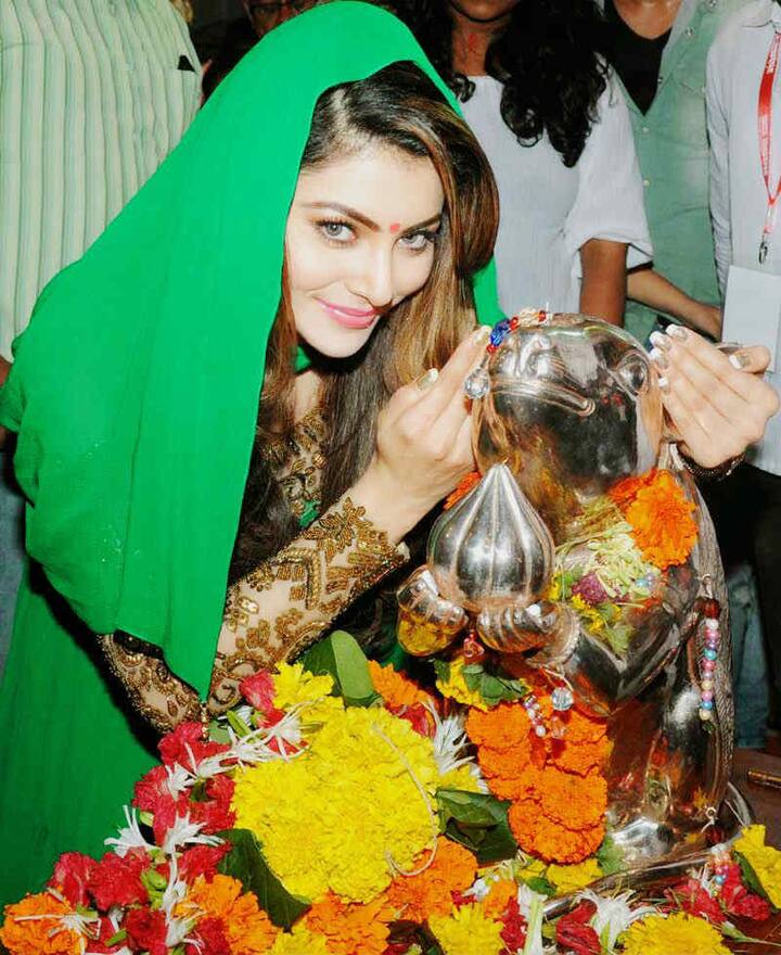 उर्वशी रौतेला