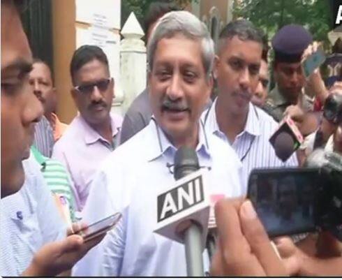 पणजी विधानसभा उपचुनाव में जीते मनोहर पार्रिकर Goa Bye Election 2017 Results Manohar Parrikar Wins Panaji पणजी विधानसभा उपचुनाव में जीते मनोहर पार्रिकर