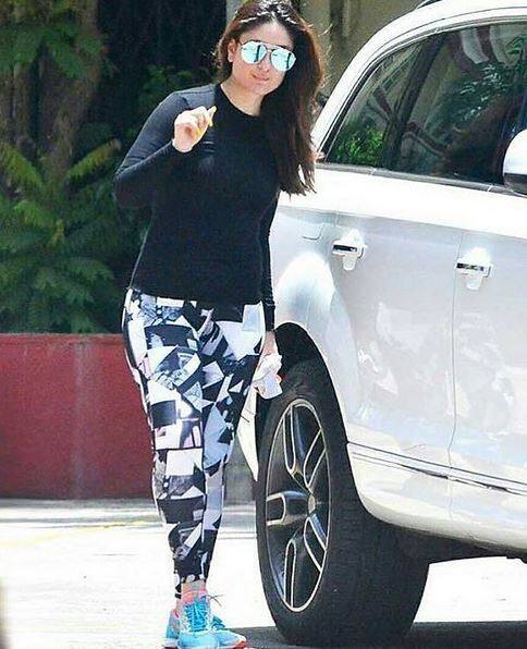 Kareena Kapoor giving her best even in the staircase shows you have NO excuses not to work out! pic.twitter.com/ceT8xZ5uN4— Kareena Kapoor Khan (@KareenaOnline) June 17, 2017