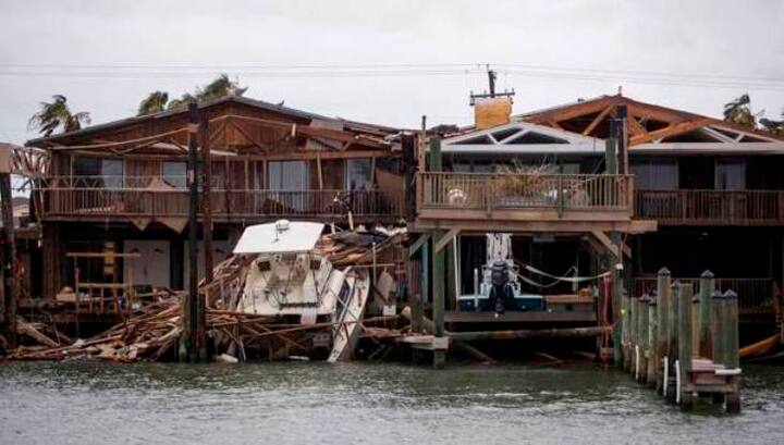 अमेरिका का सर्वाधिक आबादी वाला शहर है. यहां की आबादी 20 लाख है. राष्ट्रीय मौसम विभाग (एनडब्ल्यूएस) के मुताबिक, तूफान से पांच लोगों की मौत हो गई है.