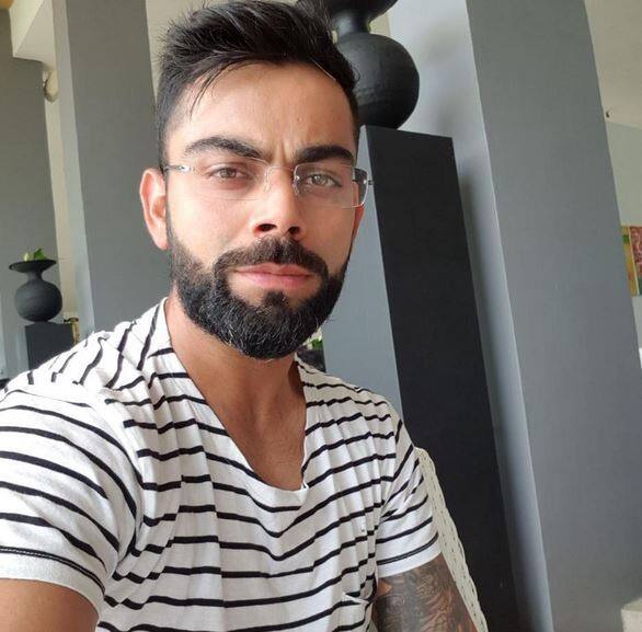 लाखों दिलों पर राज करने वाले क्रिकेटर विराट कोहली भी इसी फेहरिस्‍त में शामिल हैं. 