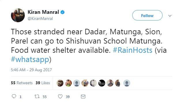 किरण नाम की यूज़र दादर, माटुंगा, सायन और परेल में फंसे लोगों की मदद के लिए तैयार हैं.