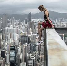 सेल्फी की इस दीवानी को देख आप भी सन्न रह जाएंगे...!