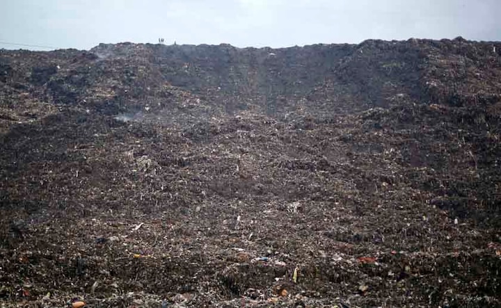 Delhi Mayor Compares Okhla Landfill To Pakistan: ‘They Spread Terrorism, This Spreads Filth’