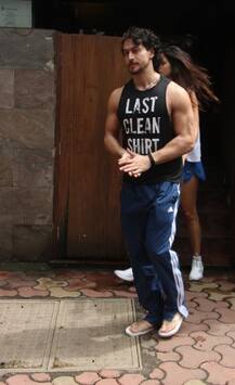 अक्सर कैमरों को देखकर खुश होने वाले दिशा और टाइगर इस बारे दिखे अपसेट!