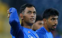 महेंद्र सिंह धोनी रिटायर: महज 15 हजार रुपये में धोनी ने बेची थी अपनी प्यारी बाइक, जानें किसने खरीदी?