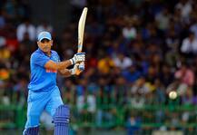 संगाकारा को पीछे छोड़ धोनी बने दुनिया के सबसे ज्यादा स्टंप करने वाले विकेटकीपर