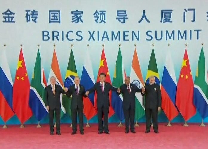 Pm Modi Will Attend Bricks Summit In China BRICS: चीन पहुंचे मोदी का जोरदार स्वागत, गूंजे भारत माता की जय के नारे