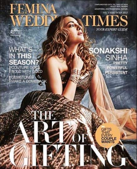  सोनाक्षी ने ये भी जानकारी दी है कि वे इस इश्यू के लिए मैगज़ीन की कवर गर्ल बनी हैं. 