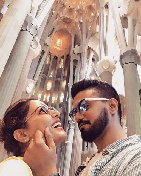 बता दें कि हिना और रॉकी काफी अच्छे दोस्त हैं. हिना स्पेन में 'खतरों के खिलाड़ी 8' की शुटिंग के दौरान भी रॉकी के साथ पुरानी तस्वीरों को इंस्टाग्राम पर शेयर किया करती थीं.