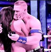 रेस्लर जॉन सीना ने गर्लफ्रेंड निक्की बेला के साथ शेयर की इंटिमेट तस्वीरें