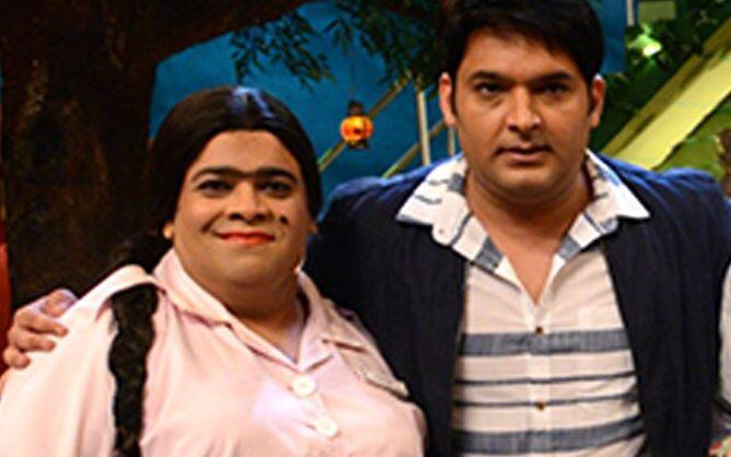 बता दें कि कपिल शर्मा की मुश्किलें कम होने का नाम नहीं ले रही हैं. कपिल शर्मा ने दावा किया था कि उनका शो जल्द ही वापसी करेगा. शो बंद होने के बाद कपिल शर्मा के लिए कीकू शारदा का नये शो को ज्वाइन करना किसी बड़े झटके से कम नहीं है, क्योंकि कीकू शारदा, सुनील ग्रोवर के साथ हुए विवाद के बाद भी कपिल शर्मा के साथ बने रहे.