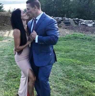 WWE सुपरस्टार जॉन सीना और निक्की बेला सोशल मीडिया पर अपने प्यार का इजहार करने में कभी नहीं शर्माते. 