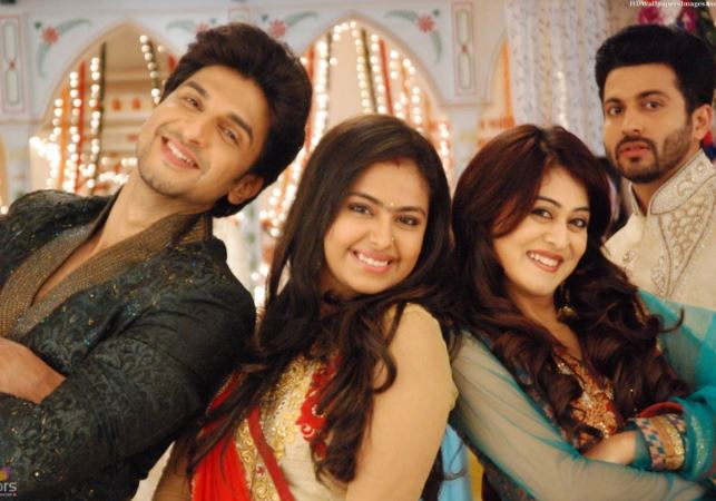 मीडिया रिपोर्ट्स में दावा किया गया था कि निर्माताओं ने 19 सिंतबर 2017 को इस शो को ऑफिशियली ऑफएयर करने का फैसला किया है. पर अब मीडिया रिपोर्ट्स में दावा किया गया है कि इस शो को आगे बढ़ाने का फैसला कर लिया गया है और यह शो ऑनएयर ही रहेगा. 