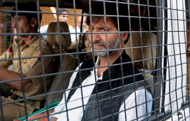 Jklf Chairman Mohammad Yasin Malik Arrested दिल्ली में अलगाववादियों के विरोध से पहले JKLF प्रमुख यासीन मलिक गिरफ्तार