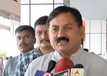 गुजरात कांग्रेस ने सत्ता में आने पर युवाओं को बेरोजगारी भत्ता और स्मार्टफोन देने का वादा किया