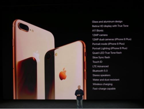 ग्लास बॉडी और वायरलेस चार्जिंग के साथ लॉन्च हुआ iPhone 8 और iPhone 8 प्लस