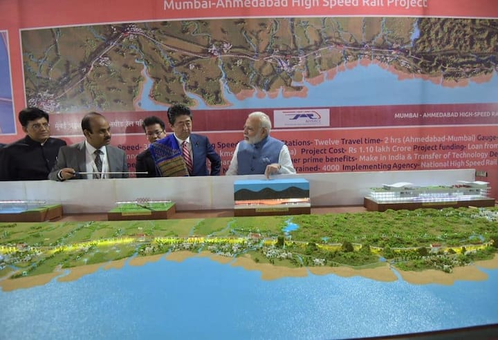 इसके बीच कुल 12 स्टेशन होंगे. बांद्रा कुर्ला कांप्लेक्स से शुरू होकर ये ठाणे, विरार, बोइसर, वापी, बिलीमोरा, सूरत, भरूच, आणंद, अहमदाबाद होते हुए साबरमती स्टेशन पहुंचेगी.