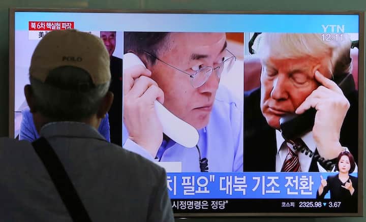 अमेरिका और जापान की पहल पर ही संयुक्त राष्ट्र सुरक्षा परिषद ने उत्तर कोरिया पर कड़े प्रतिबंध लगा दिए हैं. जिनके तहत उत्तर कोरिया के तेल आयात को काफी सीमित कर दिया गया है. प्राकृतिक गैस और तेल के दूसरे उत्पादों के आयात पर प्रतिबंध लगा दिया गया है. 